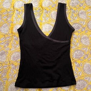 Black Ribbed Satin-Trim Tank Top – Small (No Brand)